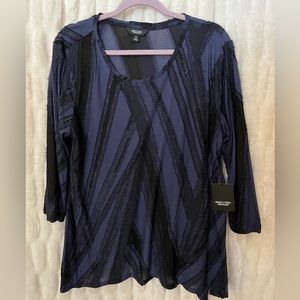 Vera Wang multi textured fabric tunic. Size XL